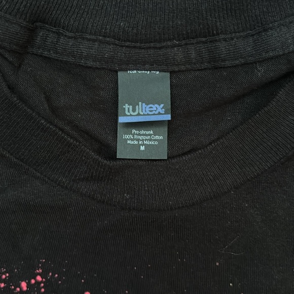 Falling in Reverse Graphic Band Tee with Dripping Lips Design, Size Medium, NWOT - Picture 5 of 6